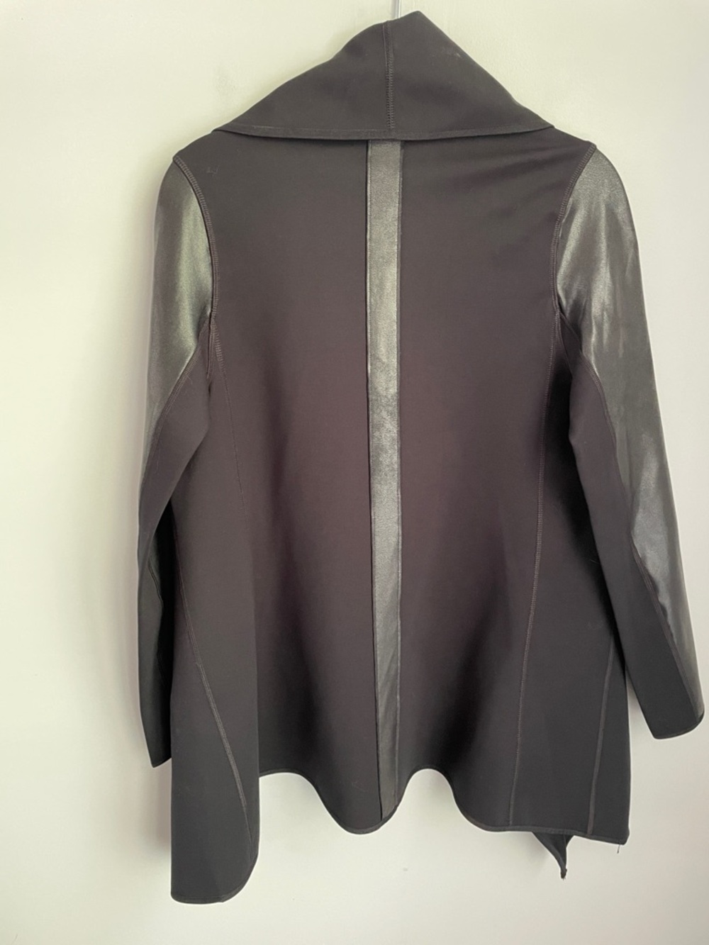SPANX Black Faux Leather Sleeve Waterfall Draped Jacket Size Small - Picture 5 of 8